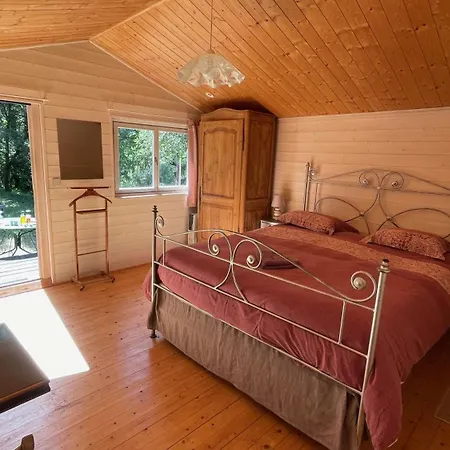 Chalet Avec Piscine Privee Dans La Foret *